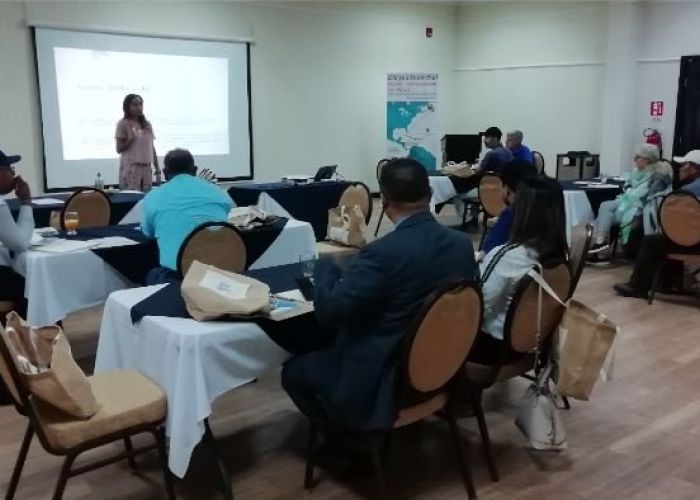 SALA-SEEM Organiza: Reunión de divulgación y taller con miembros de organizaciones ambientales, comunidad, Ministerio Público entre otros, del área de Bocas del Toro